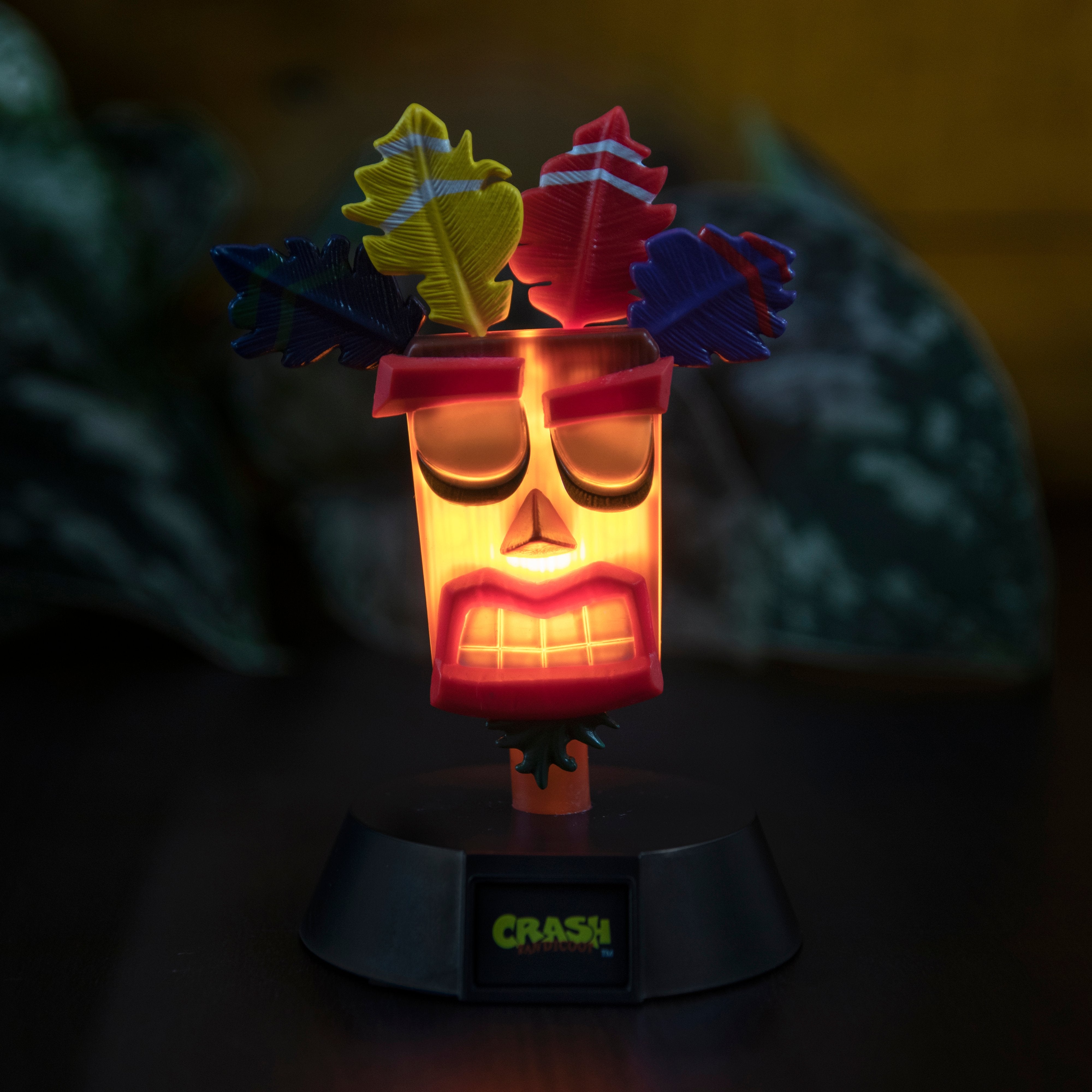 Crash Bandicoot - Aku Aku Icon Light V2 - flash vidéo