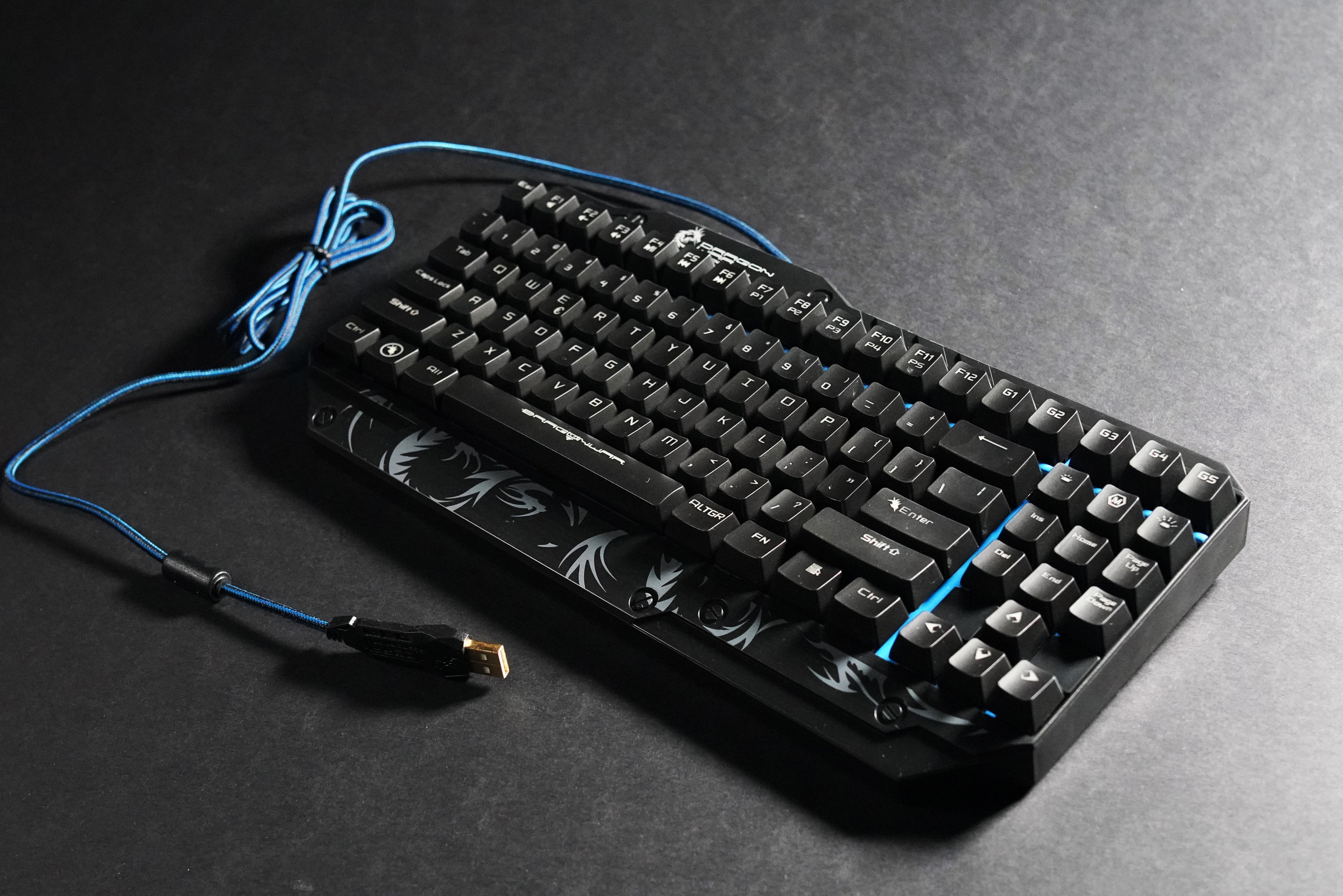 Dragonwar Rétro-éclairage M-Matador Clavier de Gaming Mécanique Qwerty avec touches Macro programmables. - Noir - flash vidéo