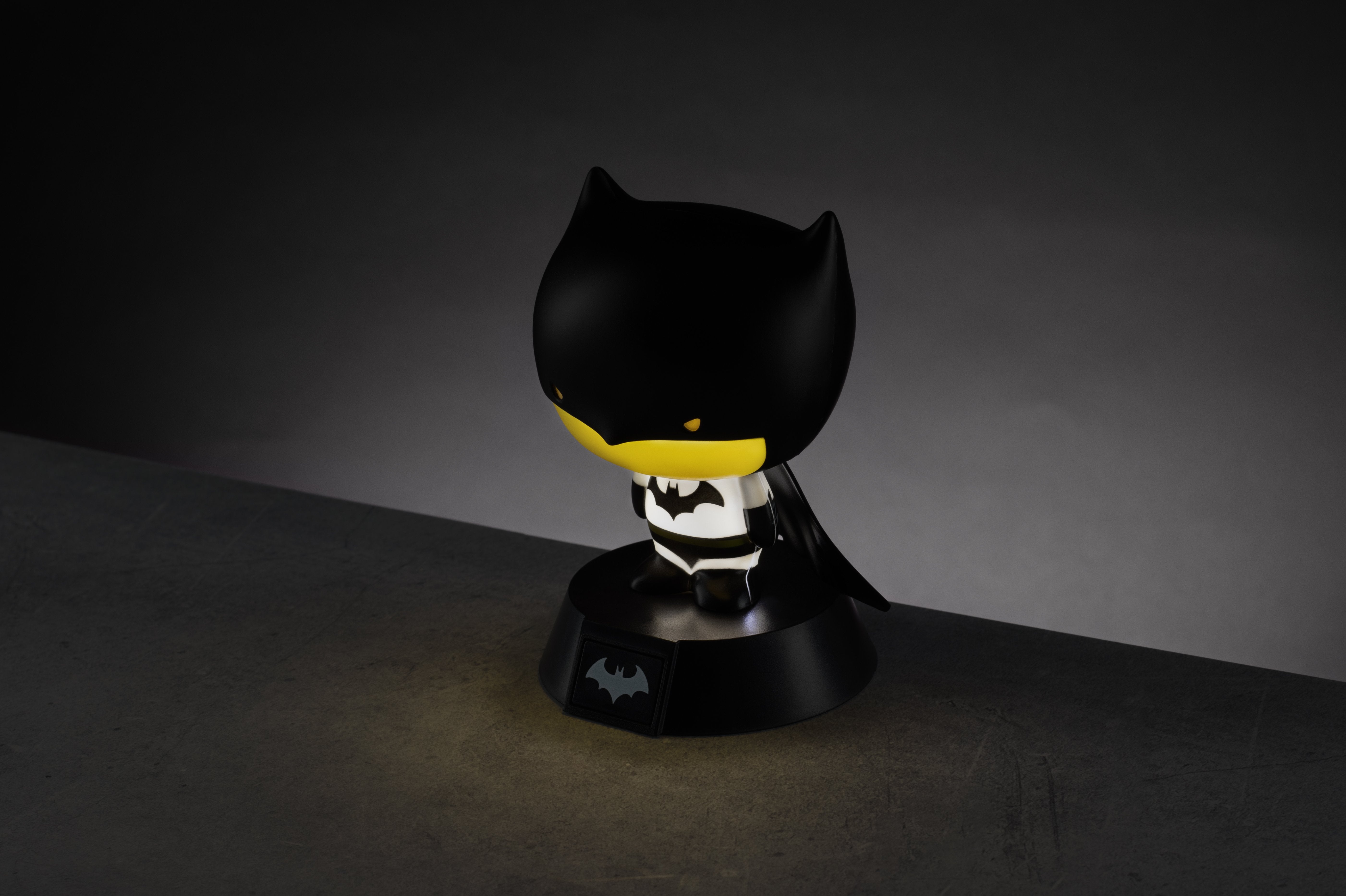 DC Comics - Batman 3D Character Light - flash vidéo