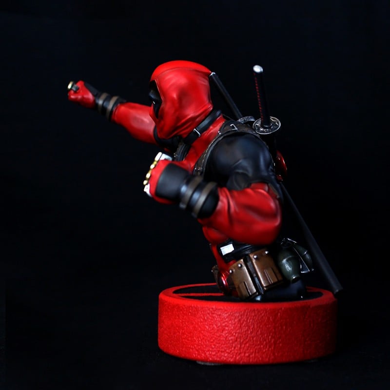 Marvel - Buste de Deadpool - 16cm - flash vidéo