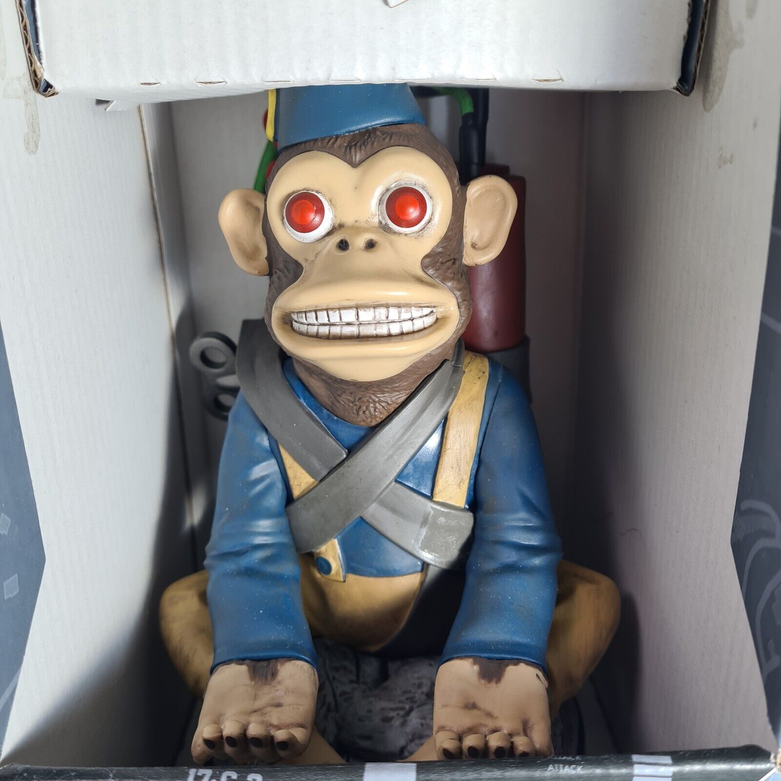 Cable Guys - Call of Duty - Monkey Bomb Support Chargeur pour Téléphone et Manette - flash vidéo