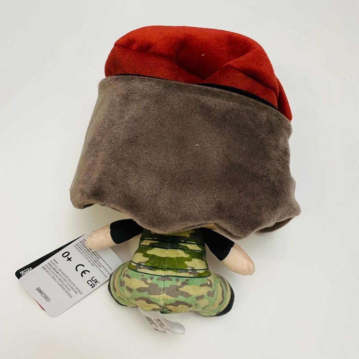 Funko Plush: Stranger Things S4 - Hunter Robin - flash vidéo