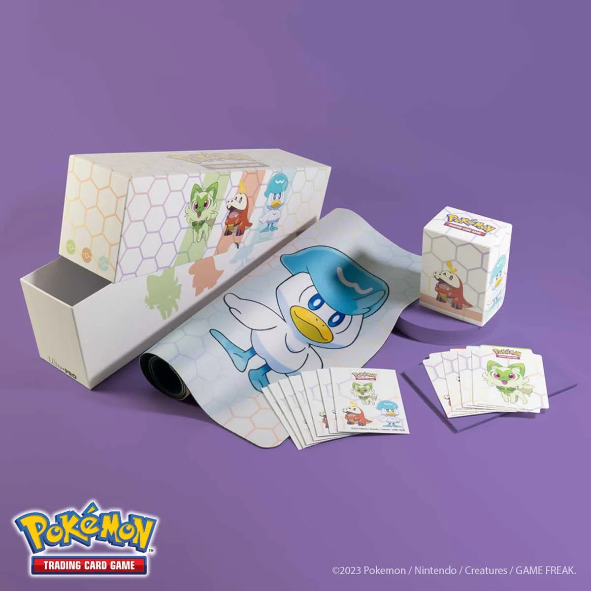 Ultra Pro - Pokémon JCC - Ensemble d'accessoires de vacances Paldea First Partner - flash vidéo