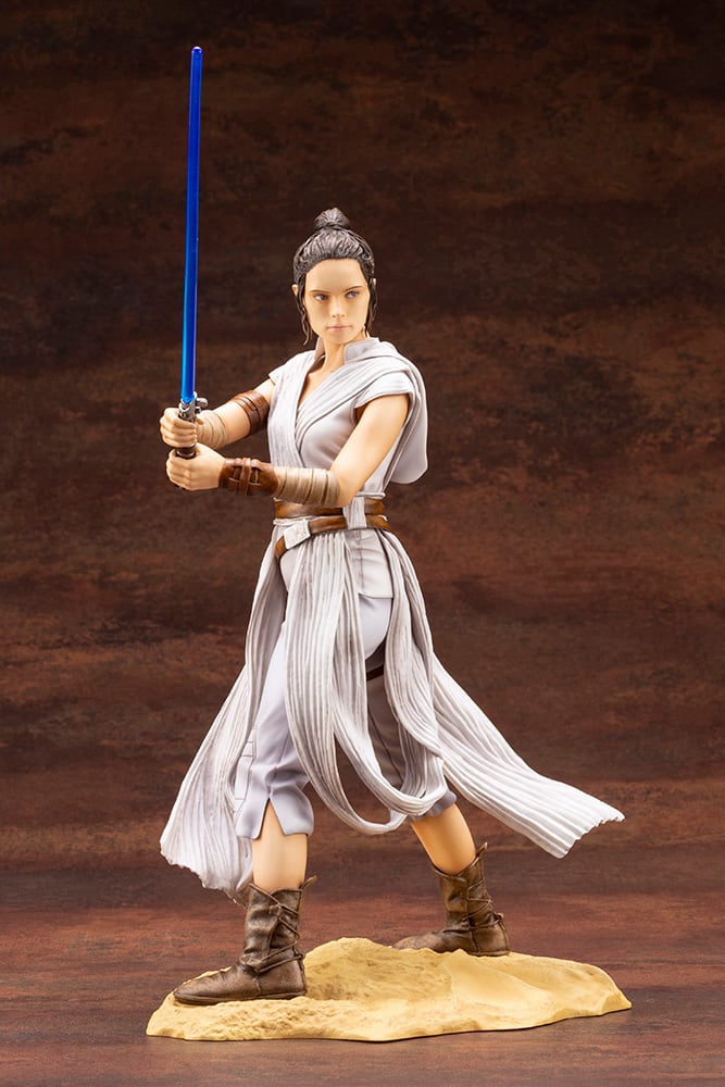 Star Wars - Episode IX Rey 1/7 Scale ARTFX+ Statue 29cm - flash vidéo