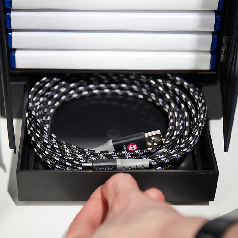 Numskull - Meuble de rangement inspiré d'Assassin's Creed pour gamer - flash vidéo