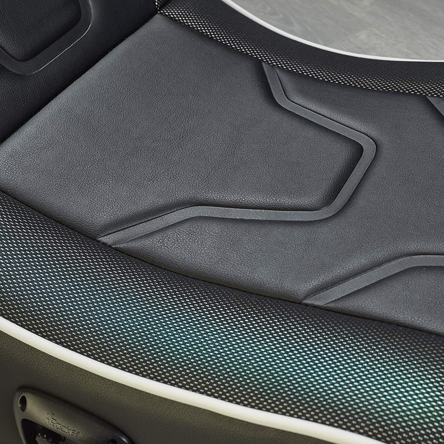 X Rocker - Chimera RGB 2.0 Stereo Audio Gaming Chair with Vibrant LED Light - flash vidéo