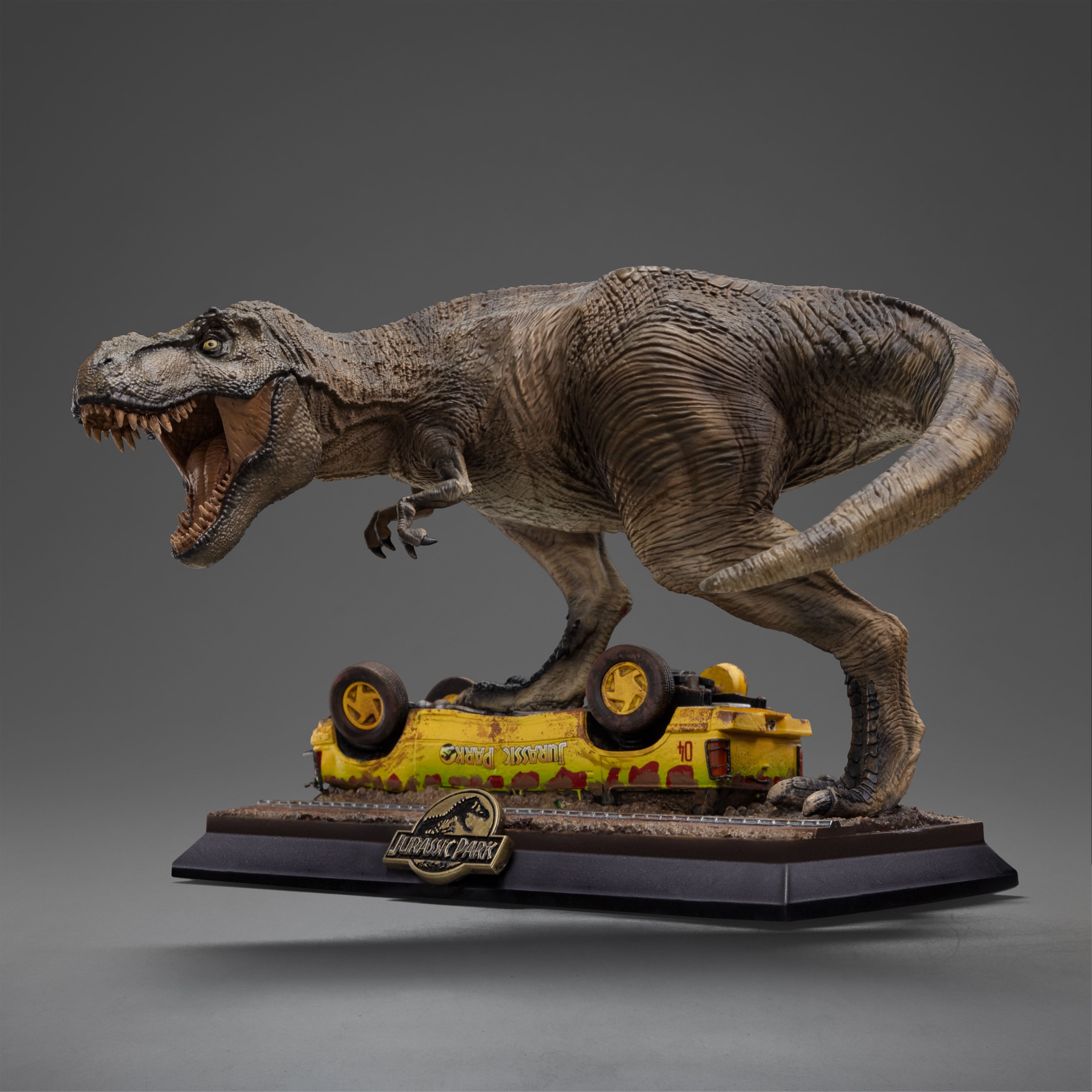 Iron Studios - MiniCo Icons - Jurassic Park - T-Rex Attack Statue 14.5cm - flash vidéo