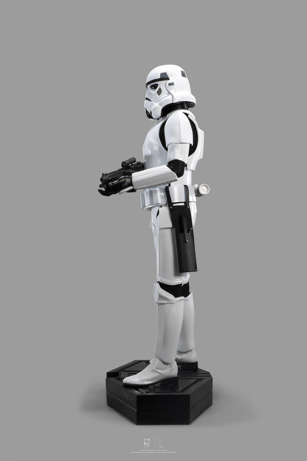 PureArts - 1:3 Scale Statues - Star Wars - Original Stormtrooper Statue 63cm - flash vidéo