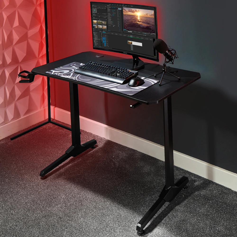 X Rocker - Panther Low Profile Esports Gaming Desk - flash vidéo
