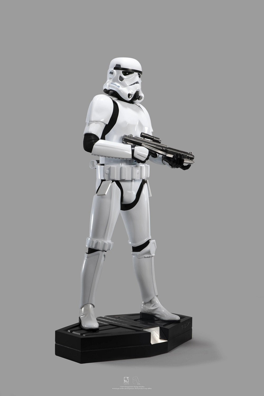 PureArts - 1:3 Scale Statues - Star Wars - Original Stormtrooper Statue 63cm - flash vidéo