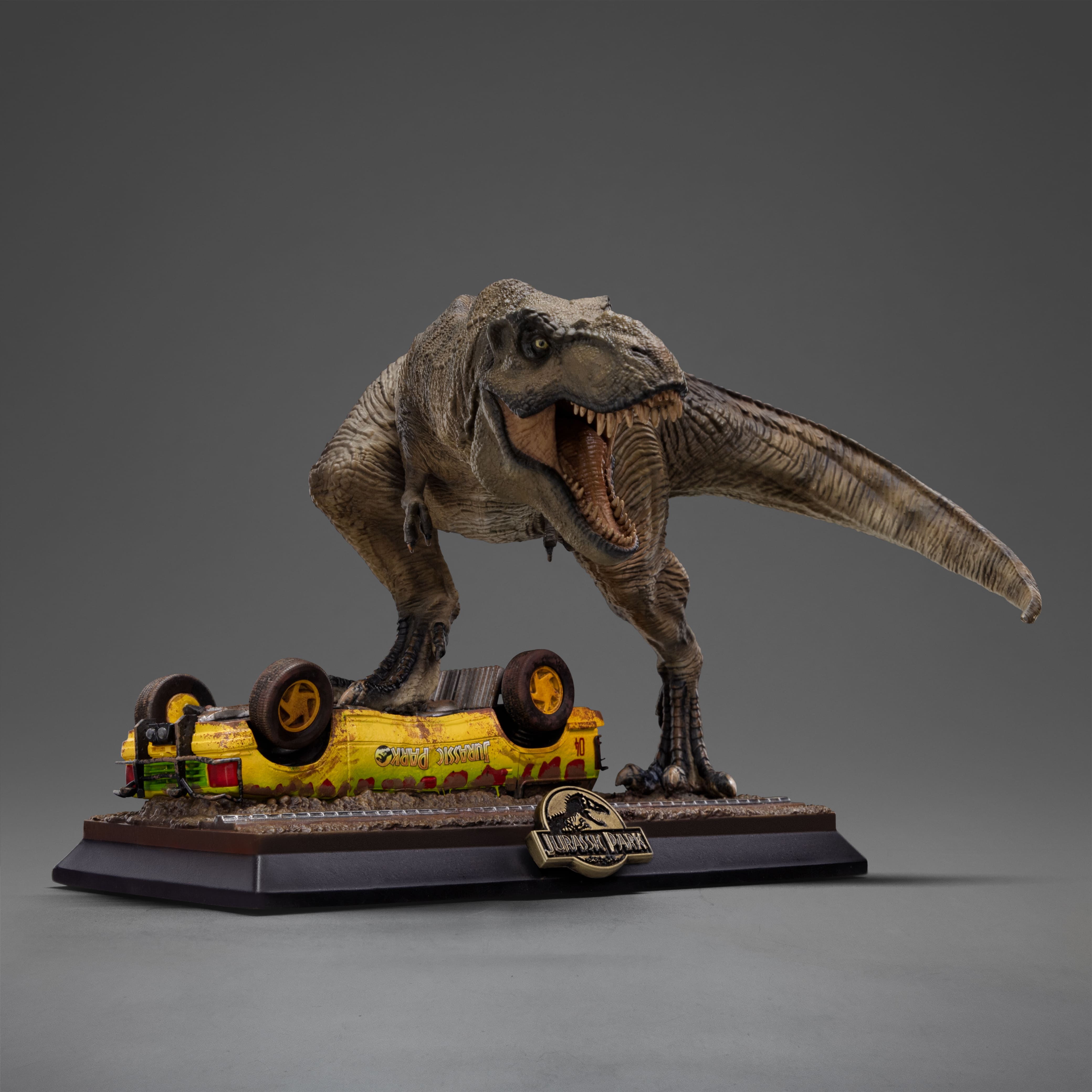 Iron Studios - MiniCo Icons - Jurassic Park - T-Rex Attack Statue 14.5cm - flash vidéo