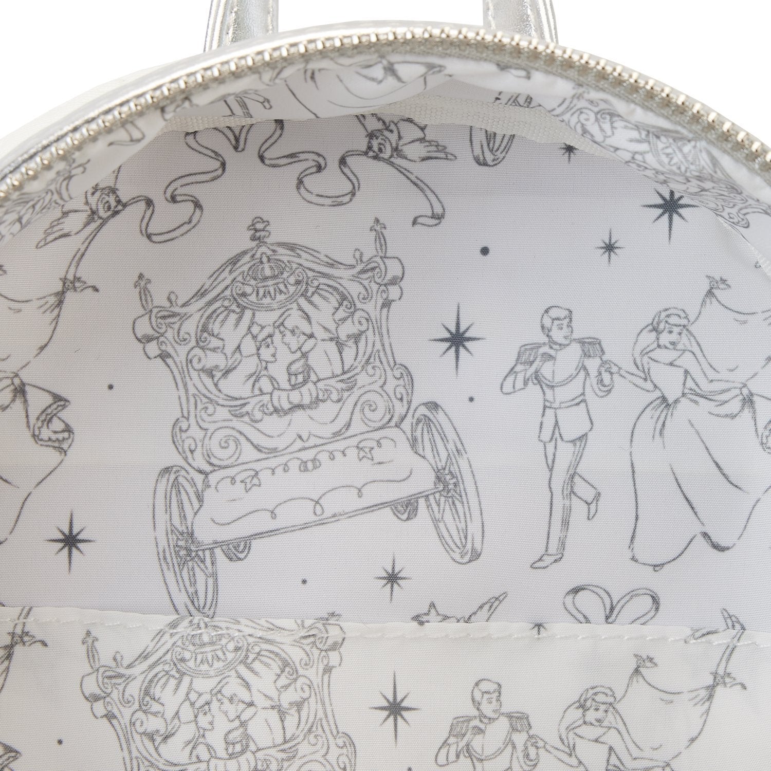 Loungefly: Disney Cinderella - Happily Ever After Mini Backpack - flash vidéo