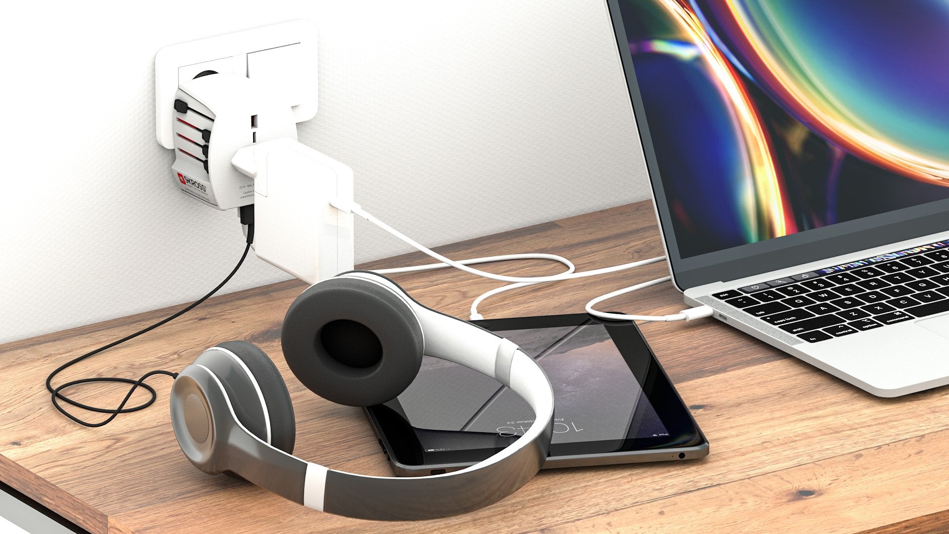 Skross - World Travel Adapter 2-pole + 1 USB Charger + 1 Type C 2400 mA White - flash vidéo