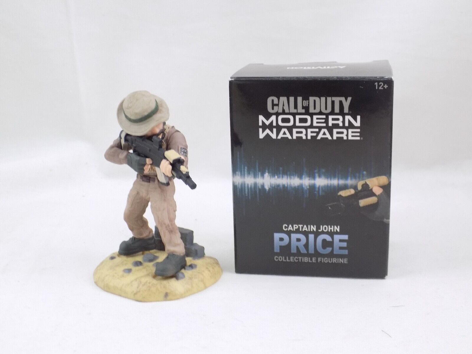 Call of Duty : Modern Warfare - Captain Price Figure 7.6 cm - flash vidéo