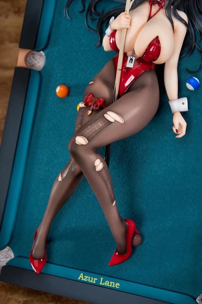Azur Lane statuette PVC 1/7 Taihou Fun on the Baize Ver. 27 cm