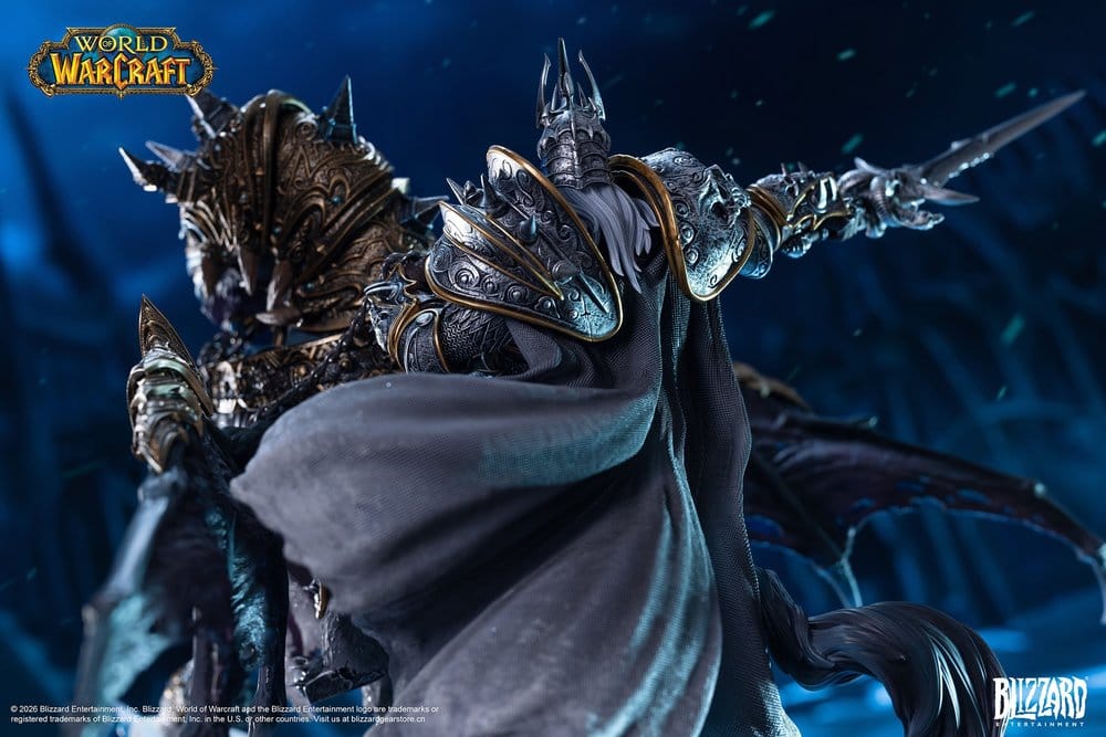 Warcraft statue The Lich King & Invincible 36 cm