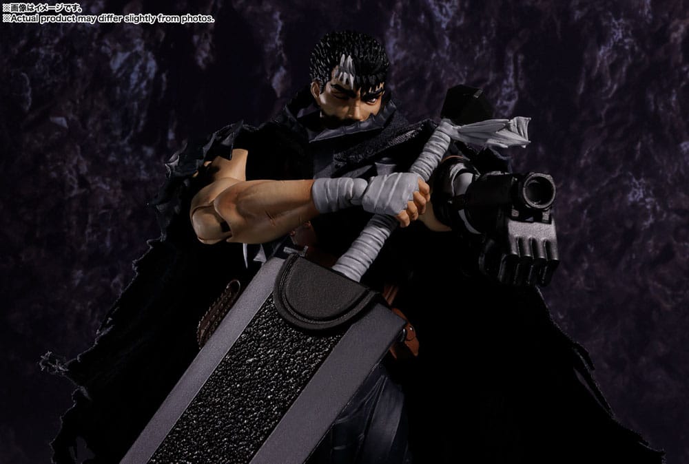 Berserk figurine S.H. Figuarts Guts (Berserker Armor) 16 cm