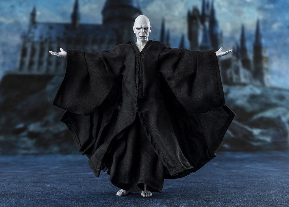 Harry Potter et la Coupe de feu figurine S.H. Figuarts Lord Voldemort 15 cm