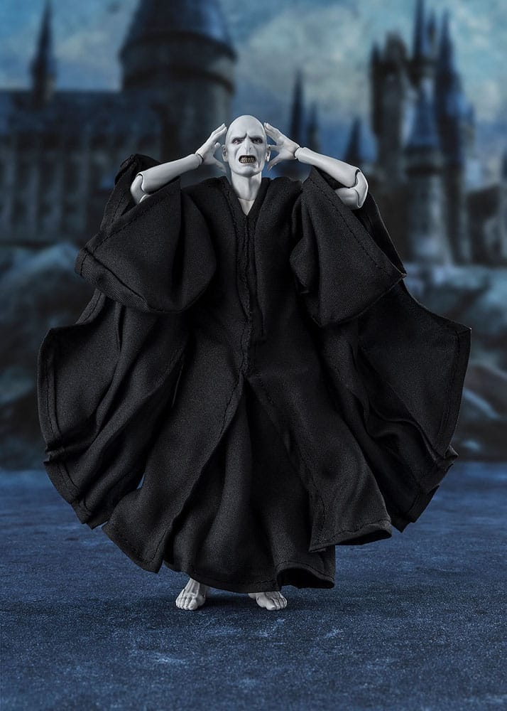 Harry Potter et la Coupe de feu figurine S.H. Figuarts Lord Voldemort 15 cm