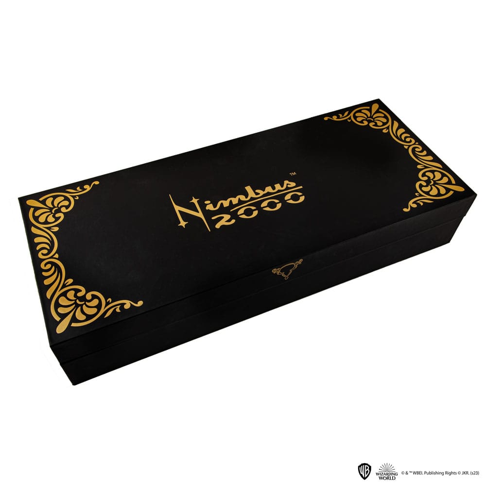 Harry Potter réplique 1/1 balai magique Nimbus 2000 Junior