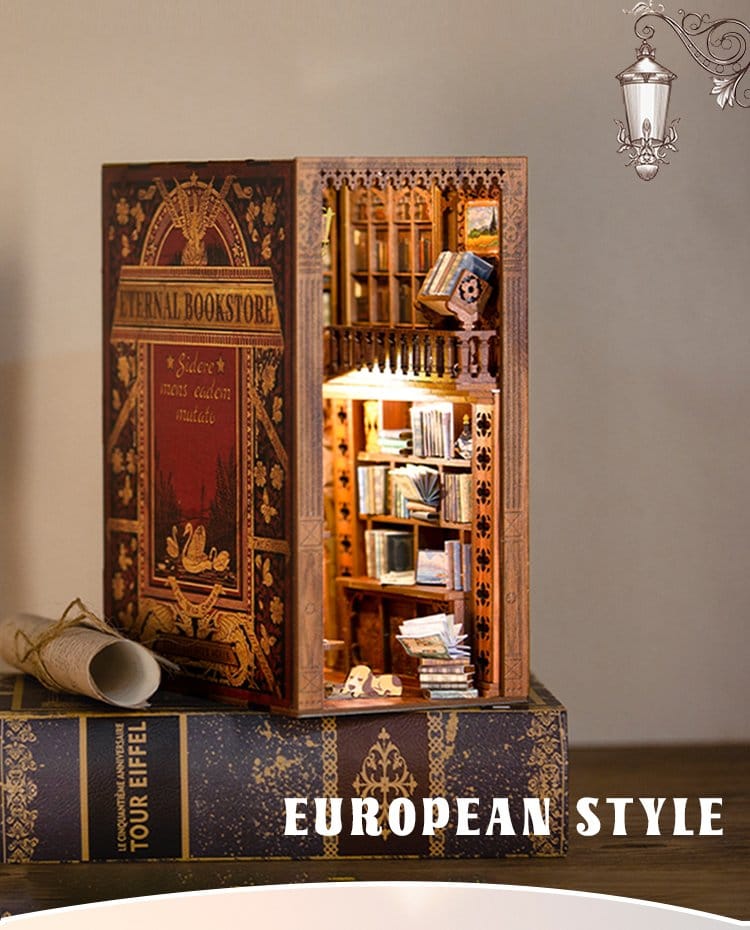 Maquette Book Nook Eternal Bookstore 23 x 11 cm