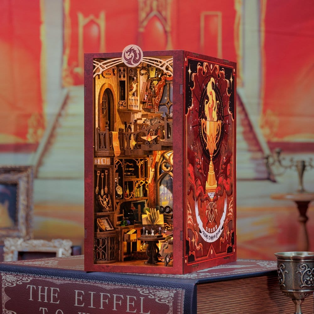 Maquette Book Nook Flame Common Room 23 x 11 cm