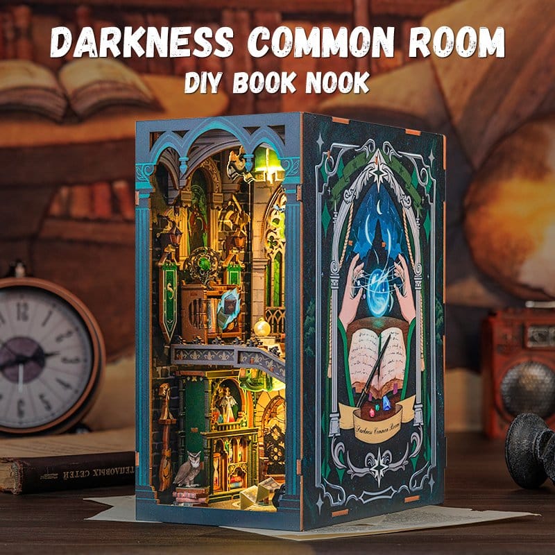 Maquette Book Nook Darkness Common Room 23 x 11 cm