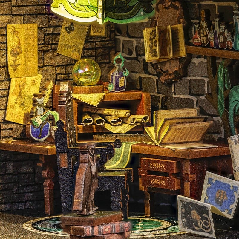 Maquette Book Nook Darkness Common Room 23 x 11 cm