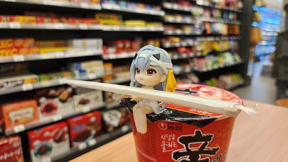 Goddess of Victory: Nikke statuette PVC Cup Noodle Holder Modernia 8 cm