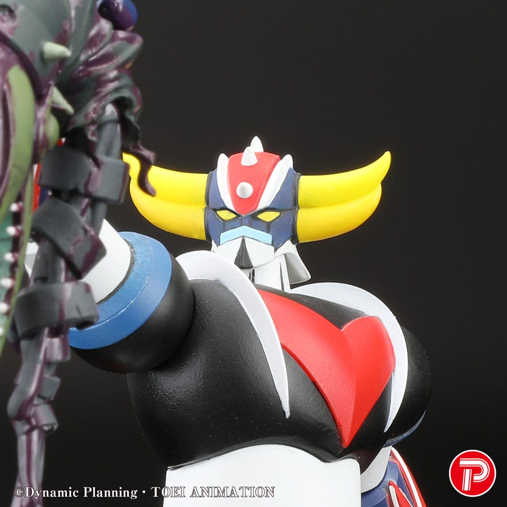 Grendizer statuette PVC Scene Selection 01 Grendizer a cry of Victory 14 cm