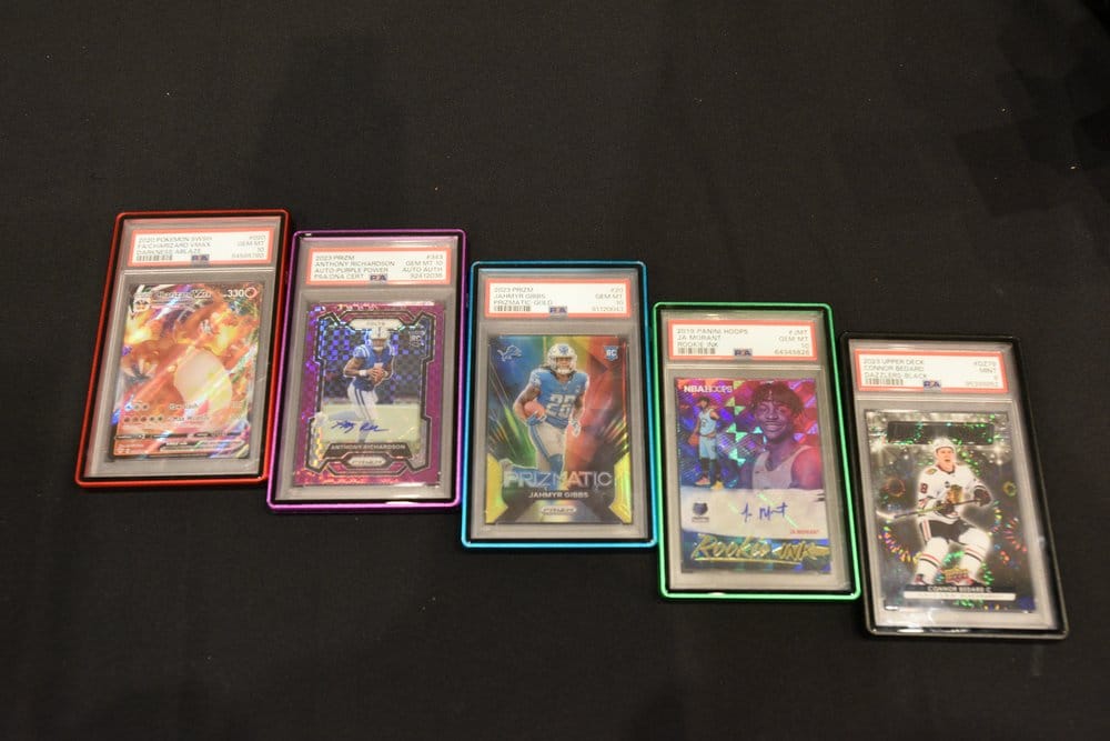 Protège-slabs pour Cartes Gradées PSA Rouge