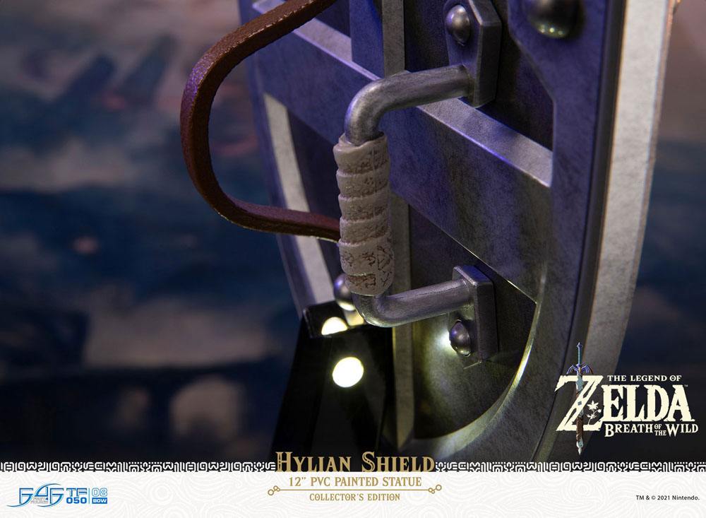The Legend of Zelda Breath of the Wild statuette PVC Hylian Shield Collector's Edition 29 cm
