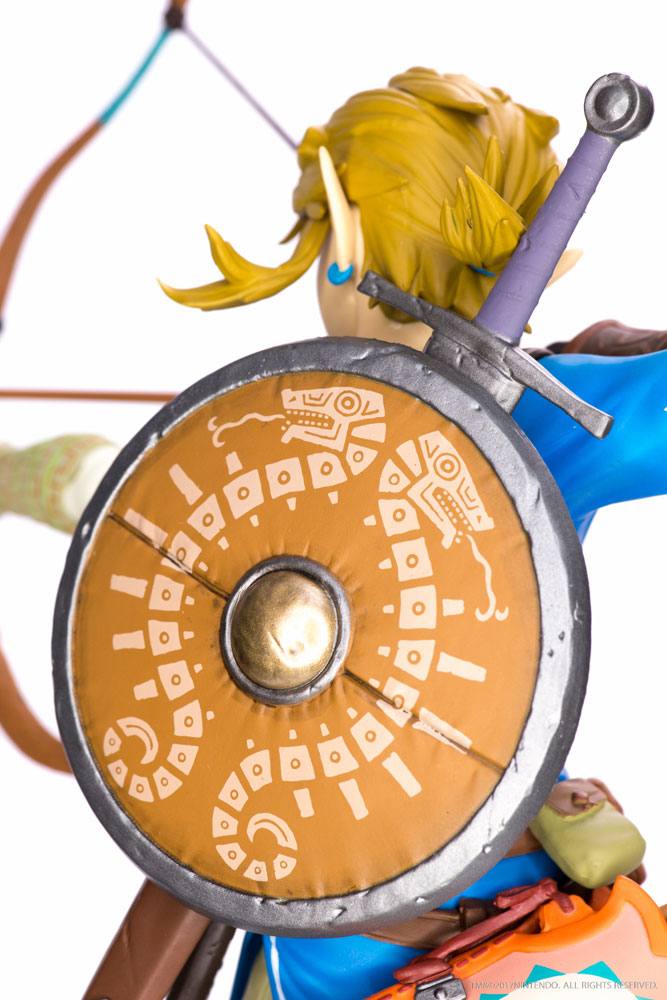 The Legend of Zelda Breath of the Wild statuette PVC Link 25 cm