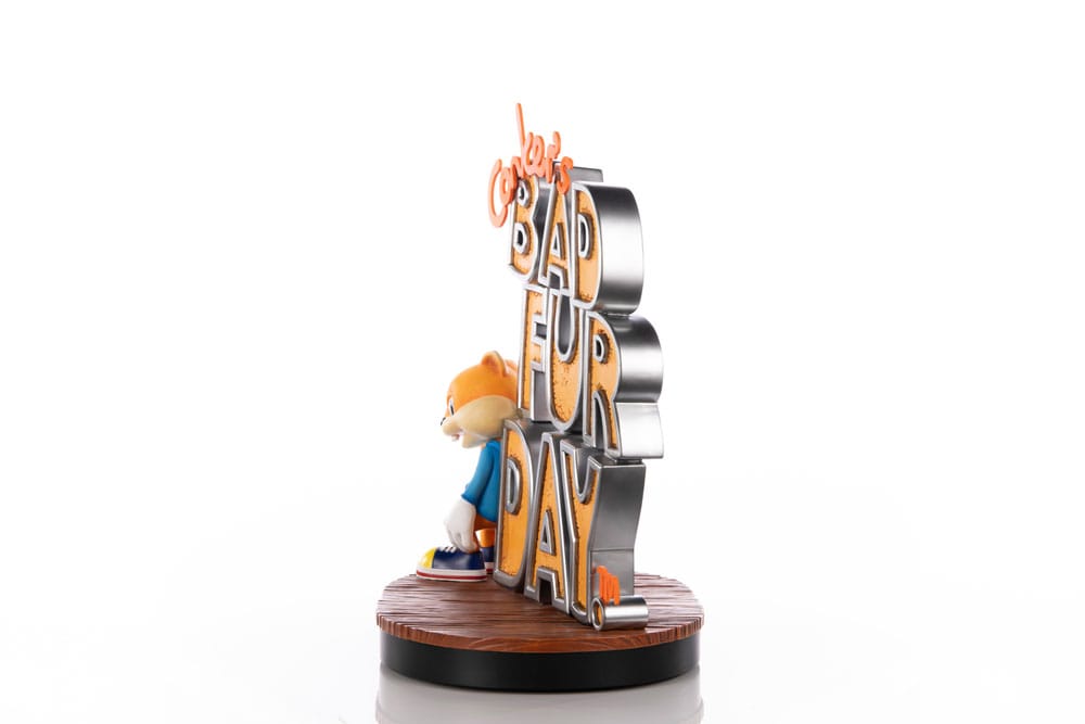 Conker´s Bad Fur Day statuette Game Cover Exclusive Edition 45 cm