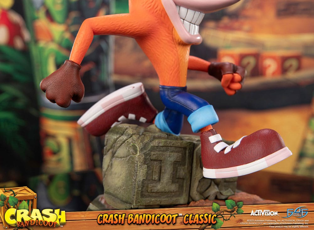 Crash Bandicoot statuette Crash Bandicoot Classic 32 cm