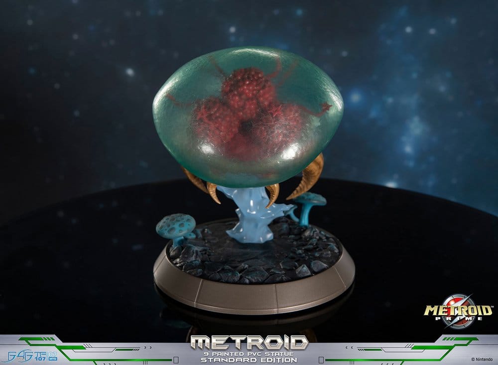 Metroid Prime figurine PVC Metroid (Standard) (Glow in the Dark) 21 cm