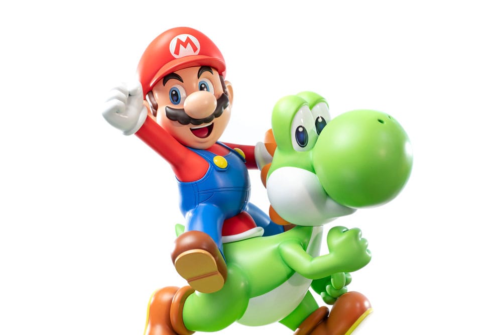 Super Mario statuette Mario & Yoshi 48 cm