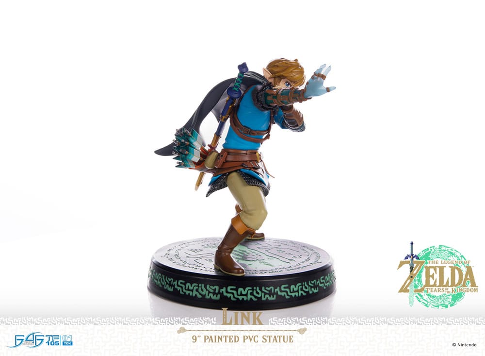 The Legend of Zelda: Tears of the Kingdom statuette PVC Link 18 cm