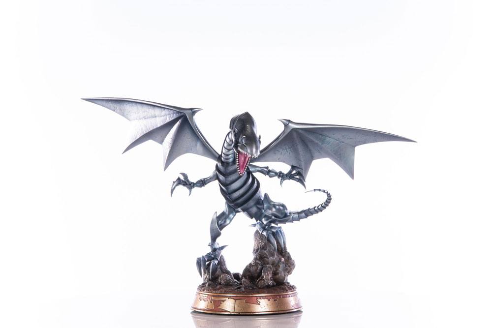Yu-Gi-Oh! statuette PVC Blue-Eyes White Dragon Silver Edition 35 cm