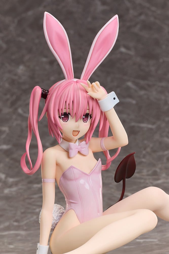 To Love-Ru Darkness figurine PVC 1/4 Nana Astar Deviluke Bare Leg Bunny Ver. 26 cm
