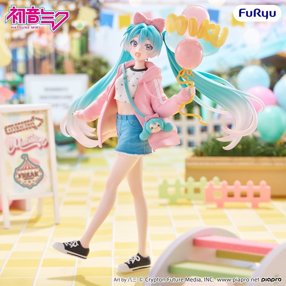 Hatsune Miku figurine PVC Muchute Theme Park Date Version 19 cm