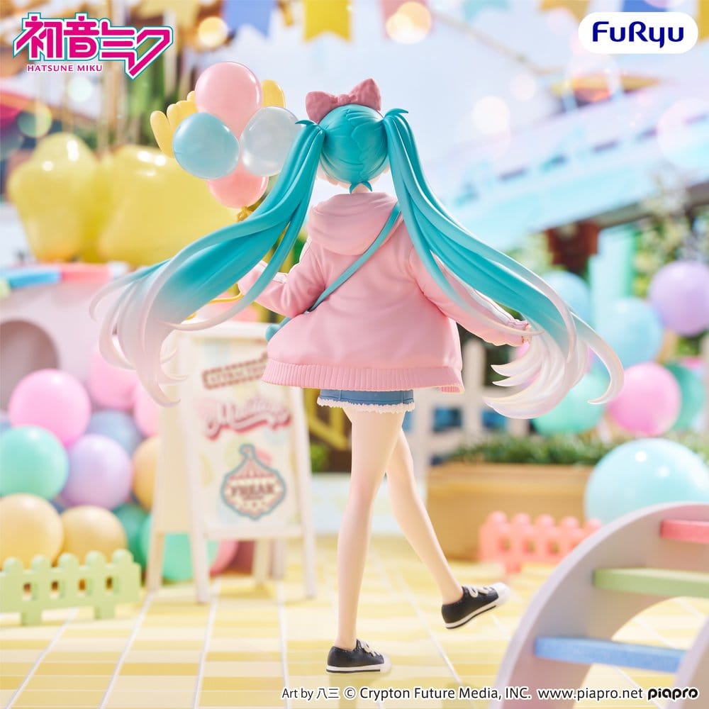 Hatsune Miku figurine PVC Muchute Theme Park Date Version 19 cm