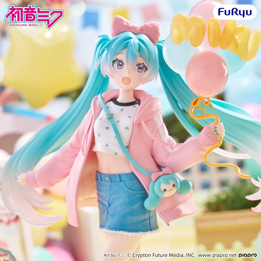 Hatsune Miku figurine PVC Muchute Theme Park Date Version 19 cm