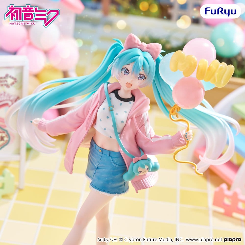 Hatsune Miku figurine PVC Muchute Theme Park Date Version 19 cm