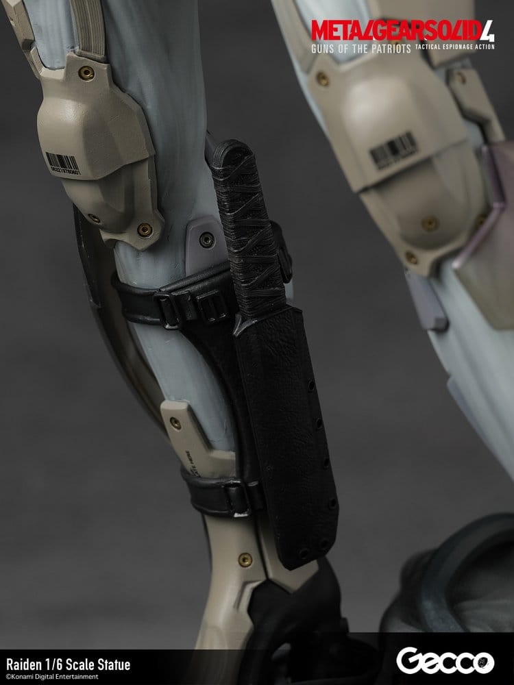 Metal Gear Solid 4 Guns of the Patriots statue 1/6 Raiden 32 cm