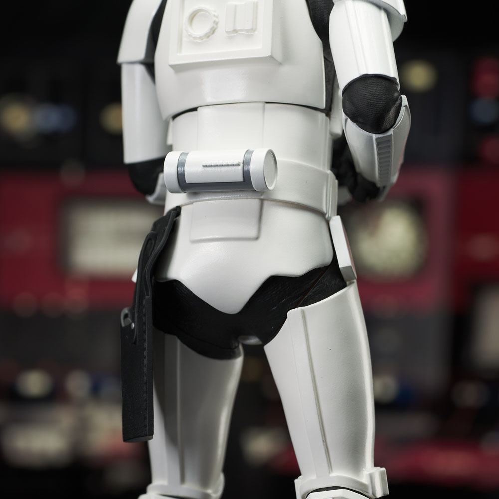 Star Wars Episode IV statuette Milestones 1/6 Han Solo (Stormtrooper Disguise) 40th Anniversary Exclusive 30 cm