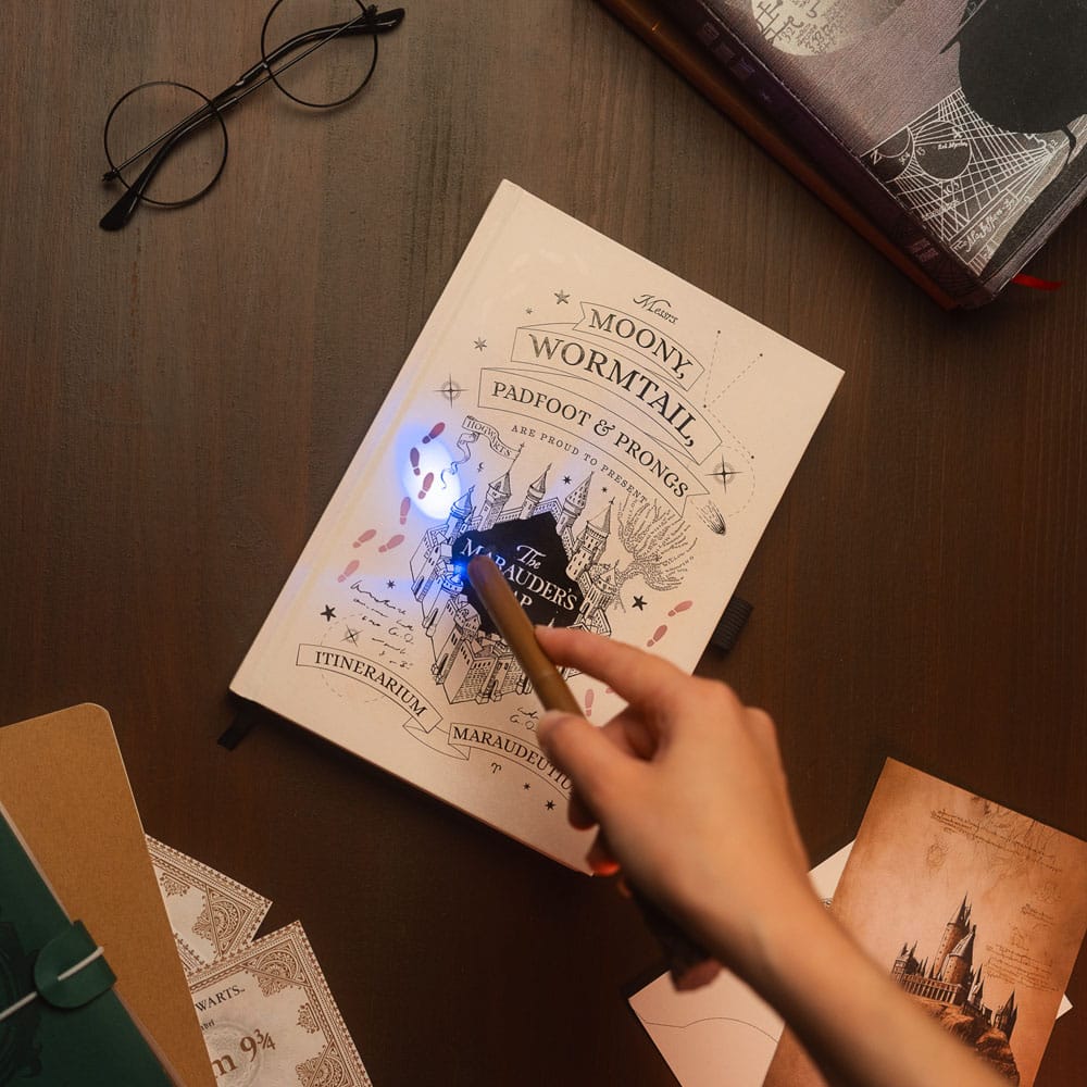 Harry Potter carnet de notes A5 Premium avec la lumière Marauder's Map