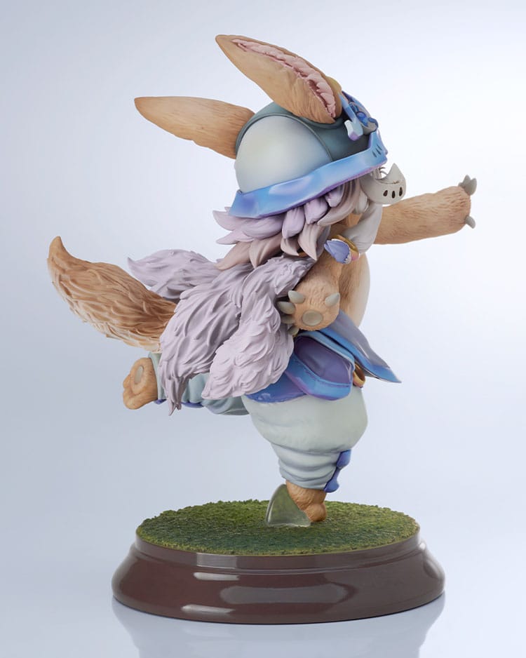 Made in Abyss: The Golden City of the Scorching Sun statuette PVC 1/8 Nanachi: New Outfit Ver. 19 cm