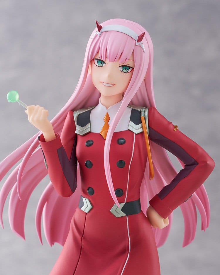 DARLING in the FRANXX Pop Up Parade figurine PVC Zero Two L Size 21 cm