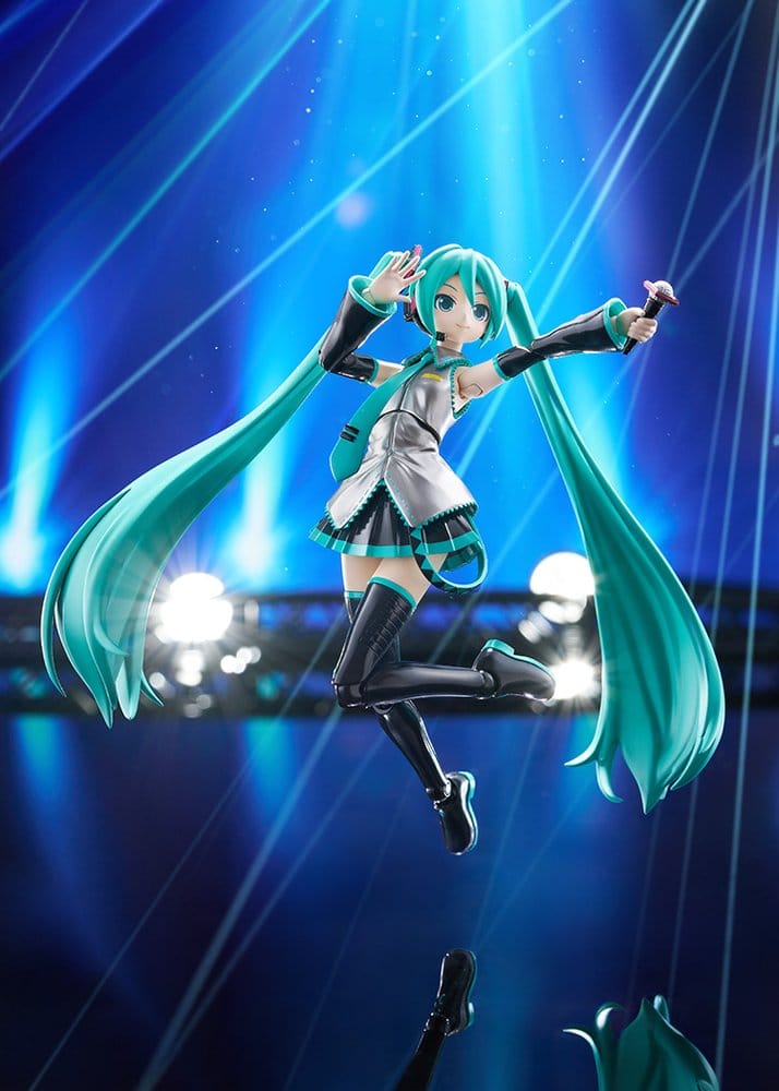 Character Vocal Series 01: Hatsune Miku Plastic Model Kit Plamatea Hatsune Miku 15 cm